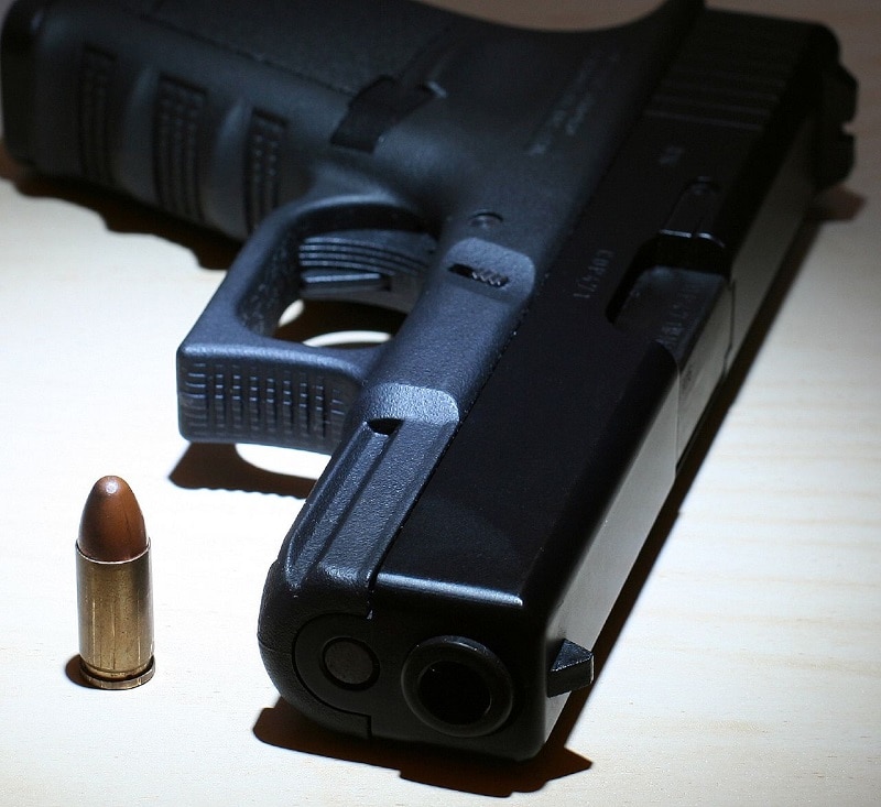 Glock 17 with ammo.