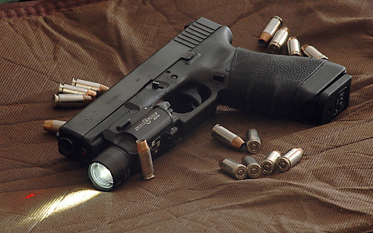 [Image: Glock-22.jpg]