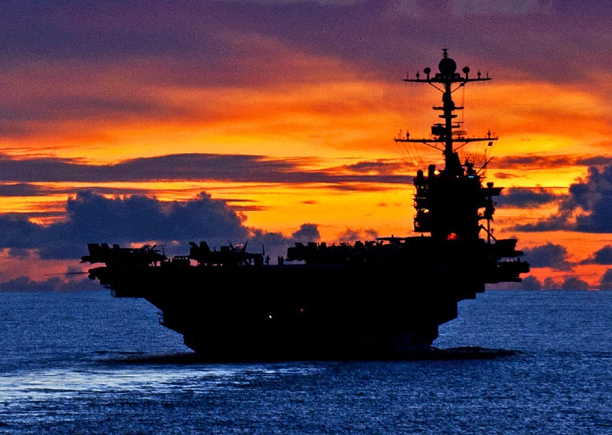 Flying Aircraft Carrier