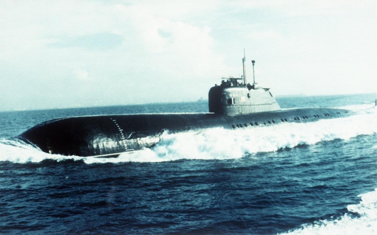 A port bow view of the Soviet Charlie I Class Nuclear-Powered Attack Submarine CHAKRA which is leased to India. Image Credit: Creative Commons.