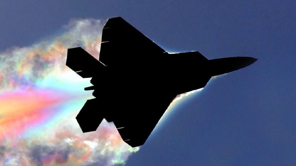A Fleet of 25 F-22 Raptor Stealth Fighters Will Soon Train for War in the Pacific