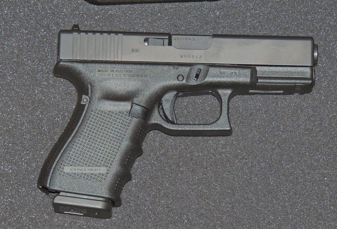 Glock 19