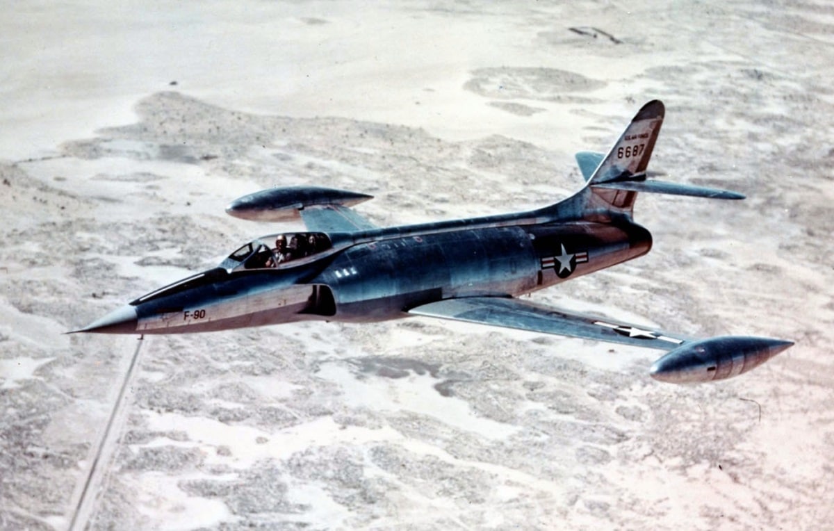 XF-90
