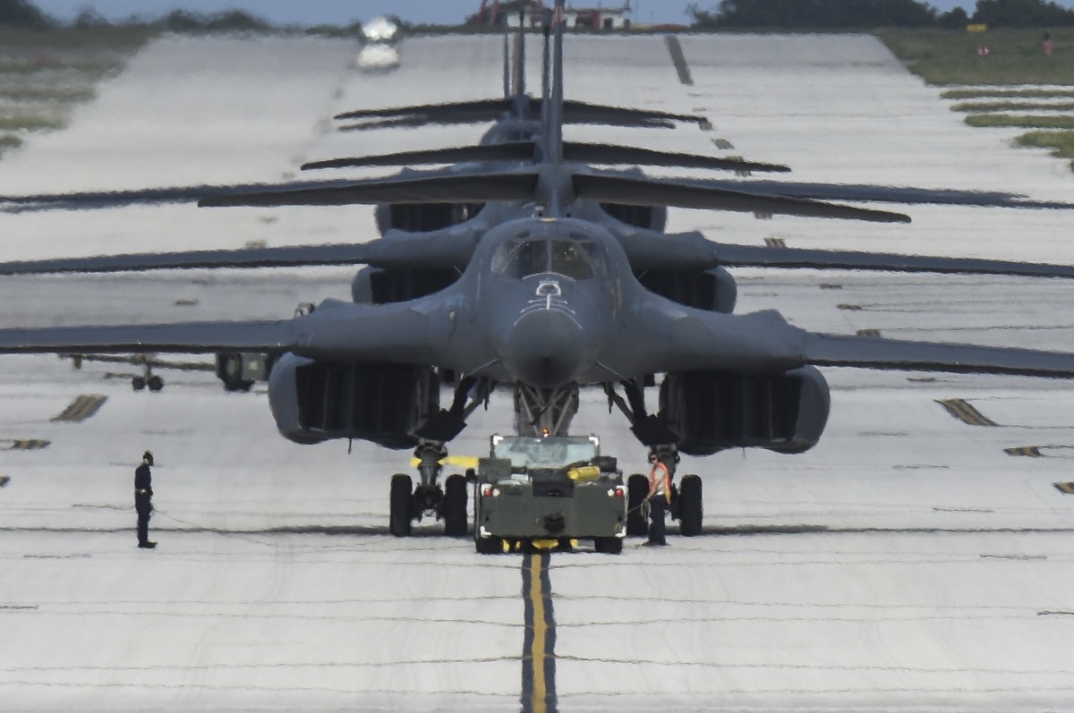 B-1B Lancer 