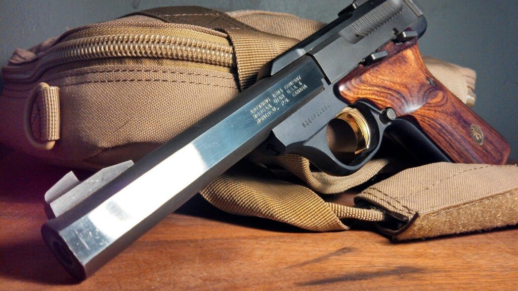 browning-buck-mark-review-a-legendary-22lr-pistol-or-overrated