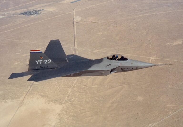 The YF-23 Black Widow II Is the U.S. Air Force's 'Forgotten' Stealth ...