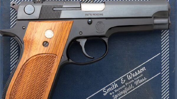 Smith & Wesson Model 39. Image Credit: Creative Commons.