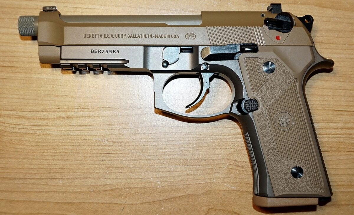 Beretta M9