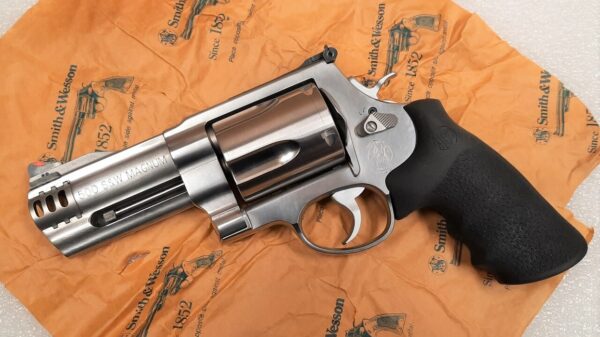 Smith & Wesson Model 500. Image: Creative Commons.