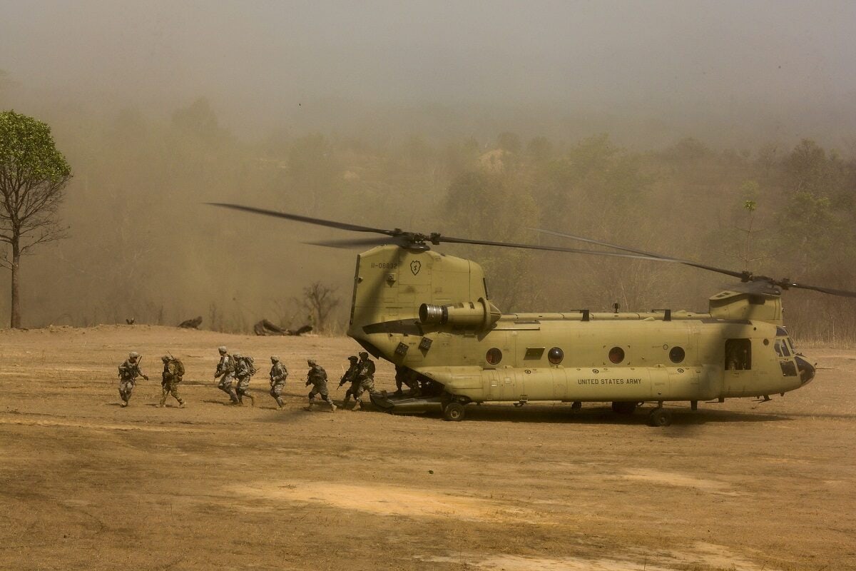 CH-47 Chinook