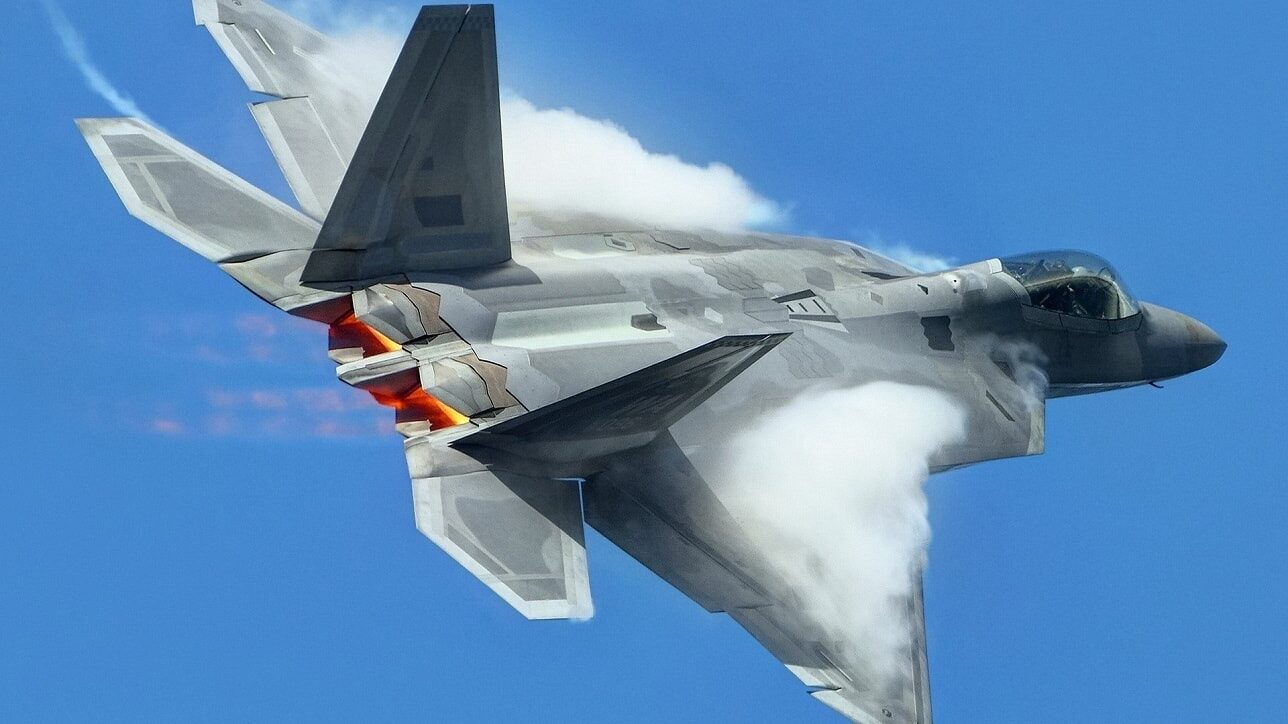 F-22. Image Credit: Creative Commons.