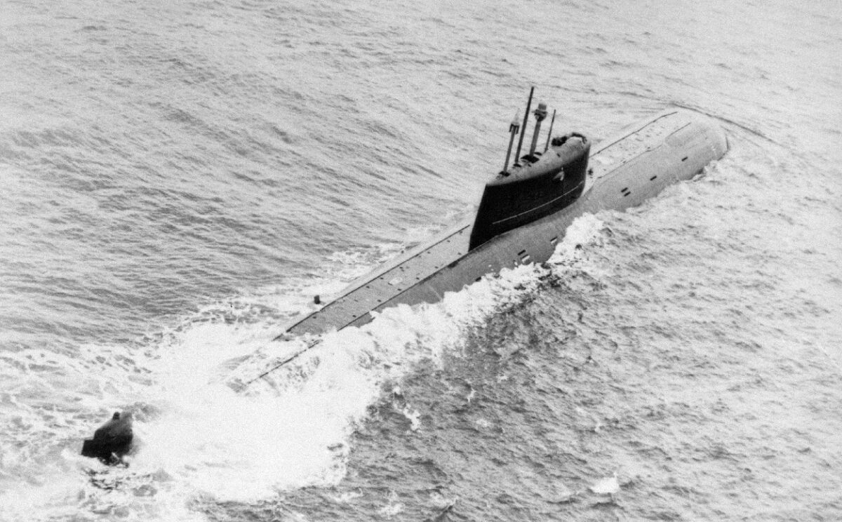 Komsomolets or Mike-Class Submarine. An aerial port quarter view of a Soviet Mike class nuclear-powered attack submarine underway.