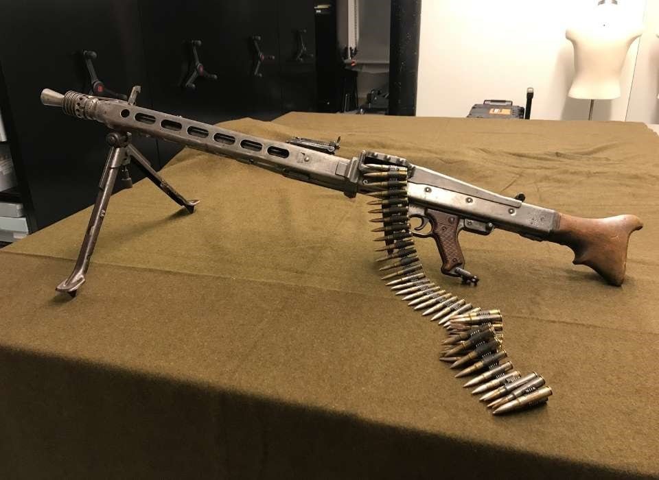 MG-42