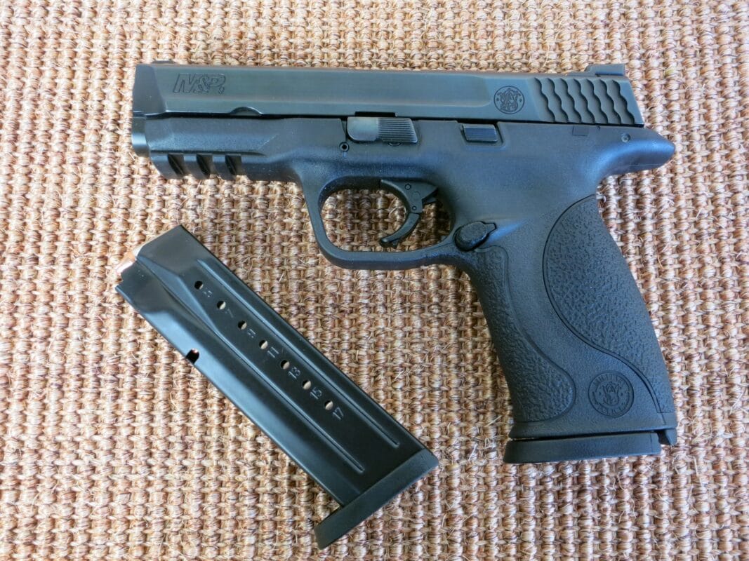 Smith and Wesson M&P 22