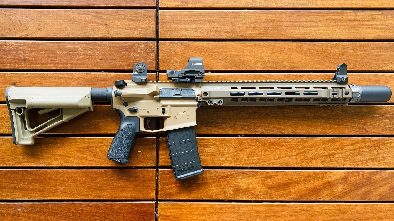 AR-15. Image Credit: Creative Commons.