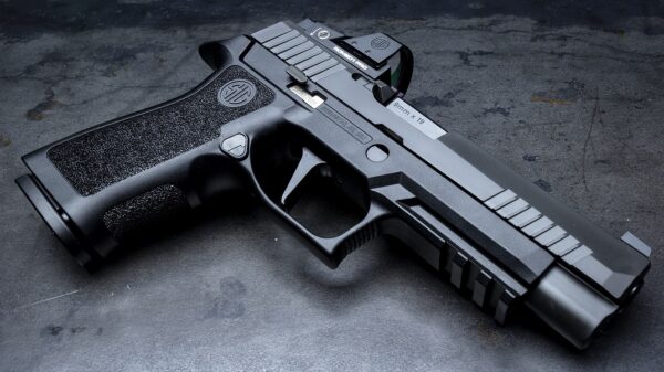 Sig Sauer P320. Image Credit: Creative Commons.