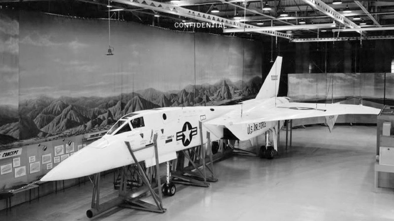 XF-108