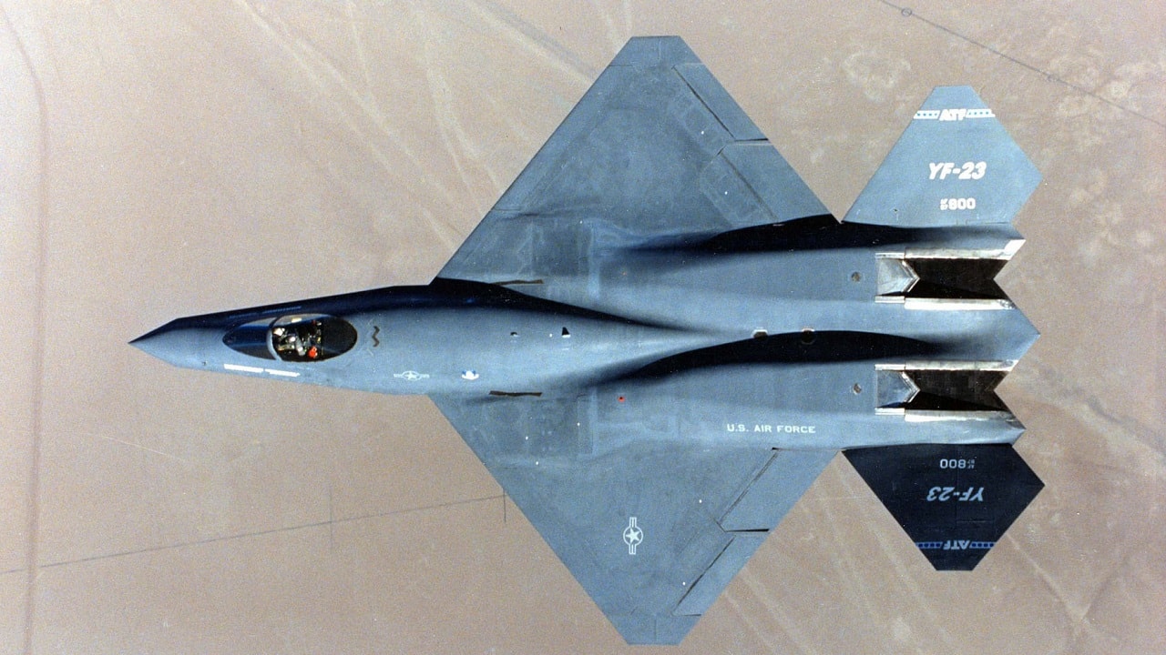 Image of YF-23, which looks similar to the fictional F-52 in Call of Duty.