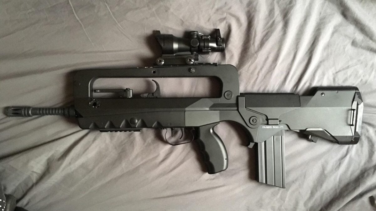 FAMAS The 'Die Hard' Assault Rifle Is a Powerhouse 19FortyFive