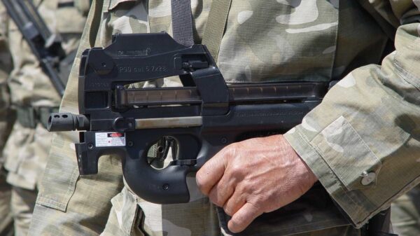 FN P90 submachine gun in hands of Cypriot National Guard during parade in Larnaca. Image: Creative Commons.