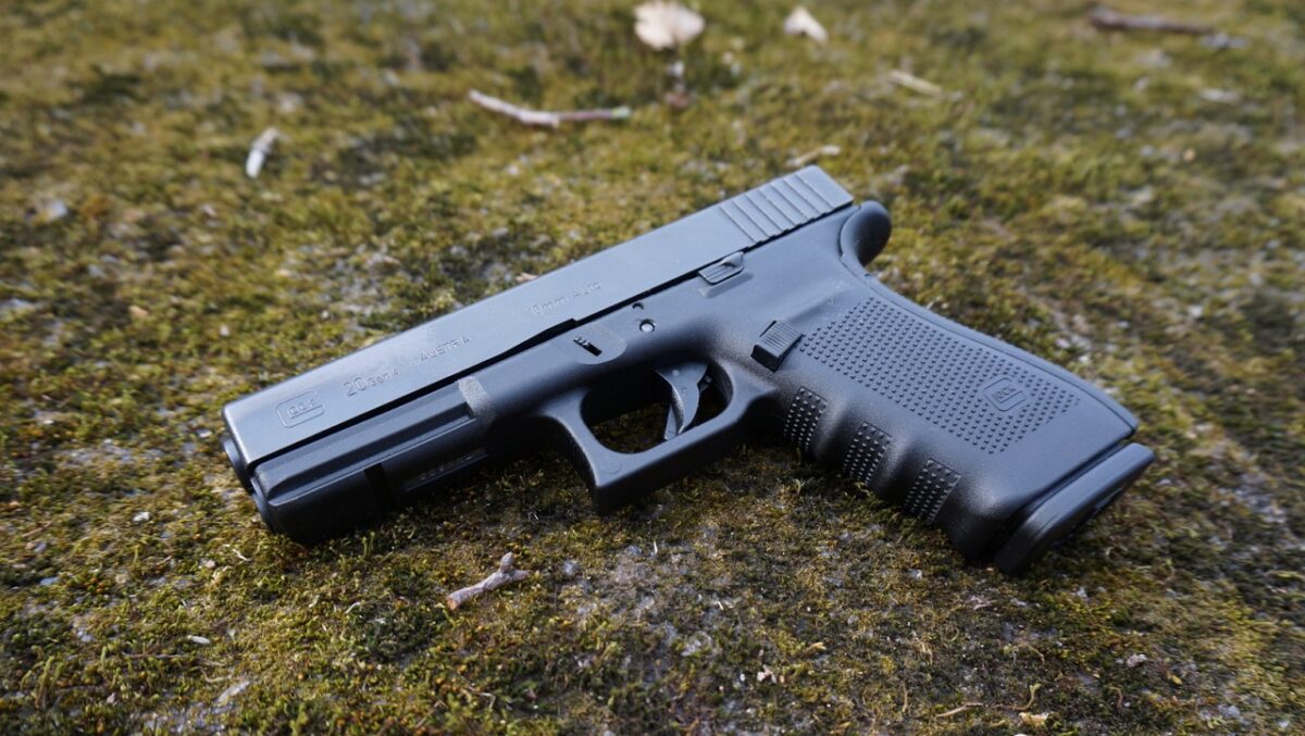 Glock 20. Image Credit: Creative Commons. 