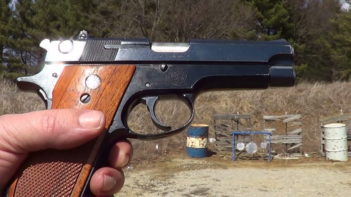 Smith & Wesson Model 39