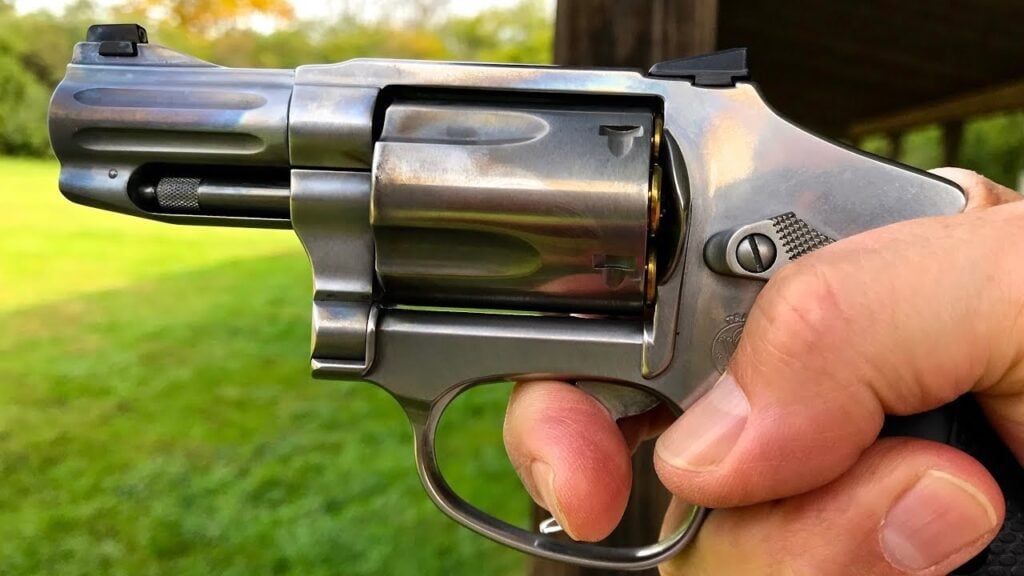 Smith-Wesson-Model-640-1024x576.jpg