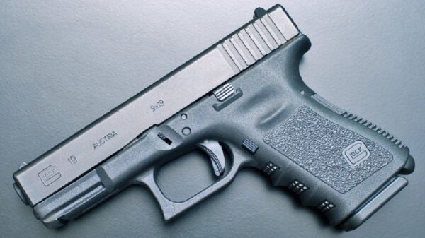 Glock 19 Gen4. Image: Creative Commons.