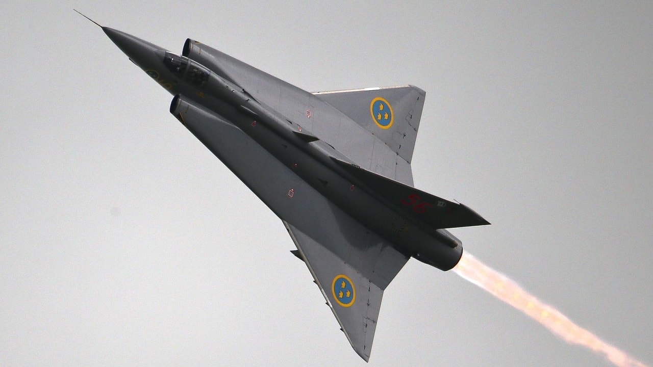 The Saab 35 Draken Fighter Was Built For A War With Russia 19fortyfive