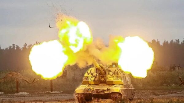 Russian military drilling with artillery. Image Credit: Creative Commons.