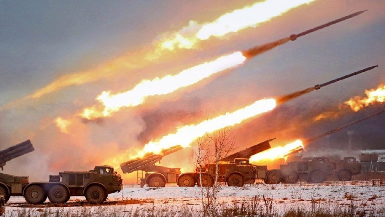 Russian MLRS firing. Image Credit: Creative Commons.