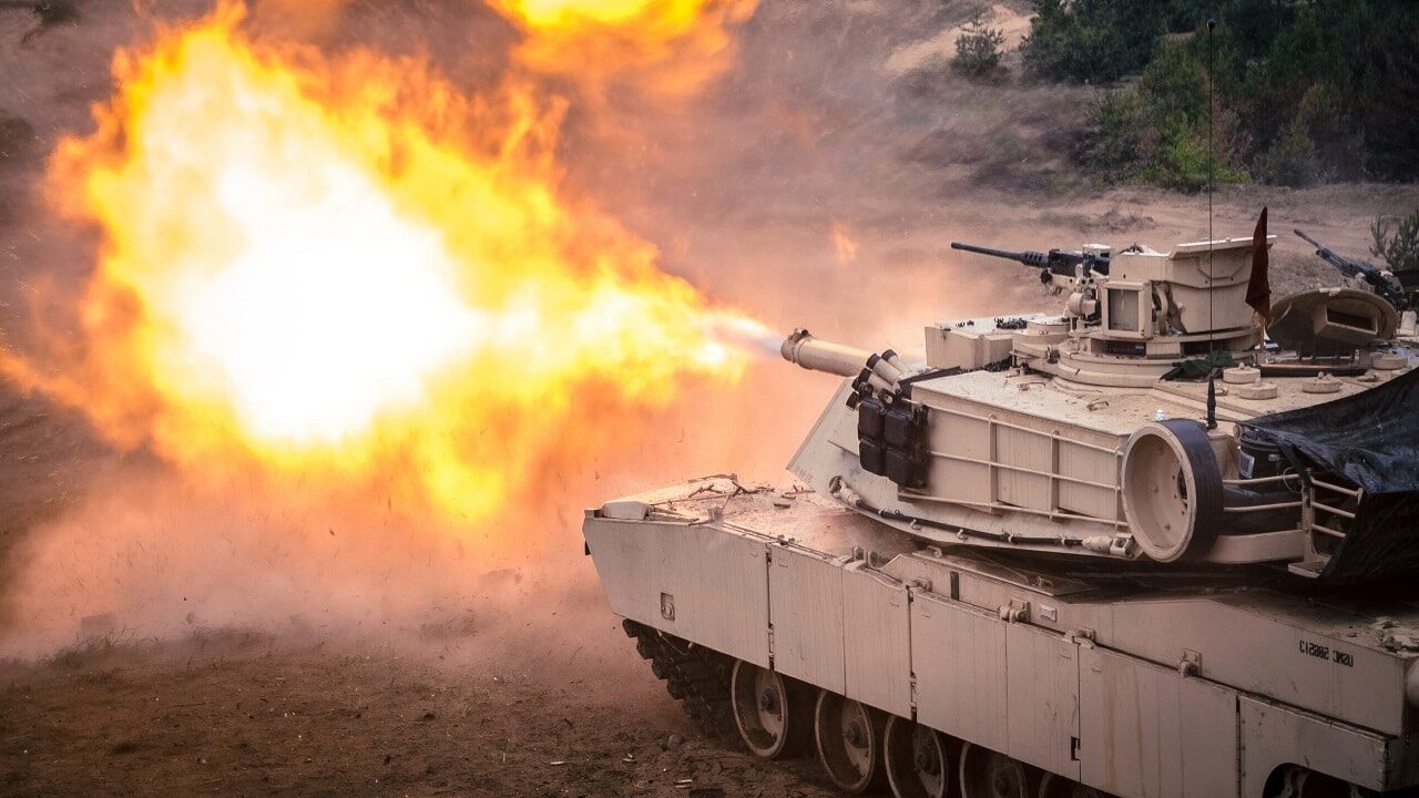 M1 Abrams Tank firing. Image Credit: Creative Commons.