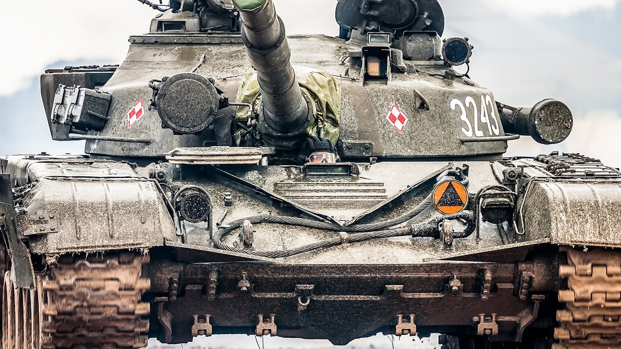 T-72 tanks from Poland. Image Credit: Creative Commons.