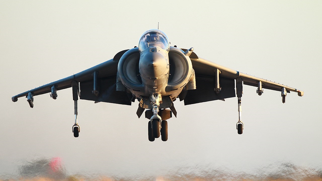 The McDonnell Douglas AV-8B Harrier was the U.S. Marine Corps’ premier jump jet. Image: Creative Commons.