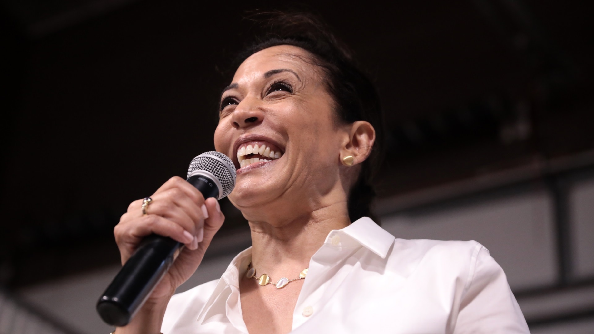 Image: Creative Commons. U.S. Senator Kamala Harris speaking with supporters at a womens town hall hosted by NARAL at Confluence Brewery in Des Moines, Iowa.