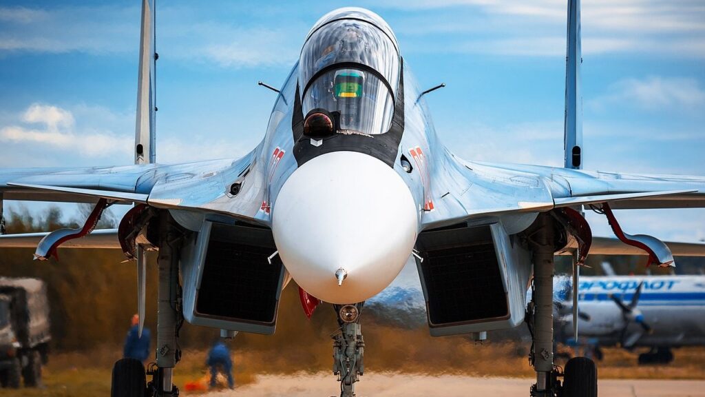 How Russia's Su-30 and Su-35 Flanker Fighters Are Waging Putin's Air War Over Ukraine - Vimarsana News