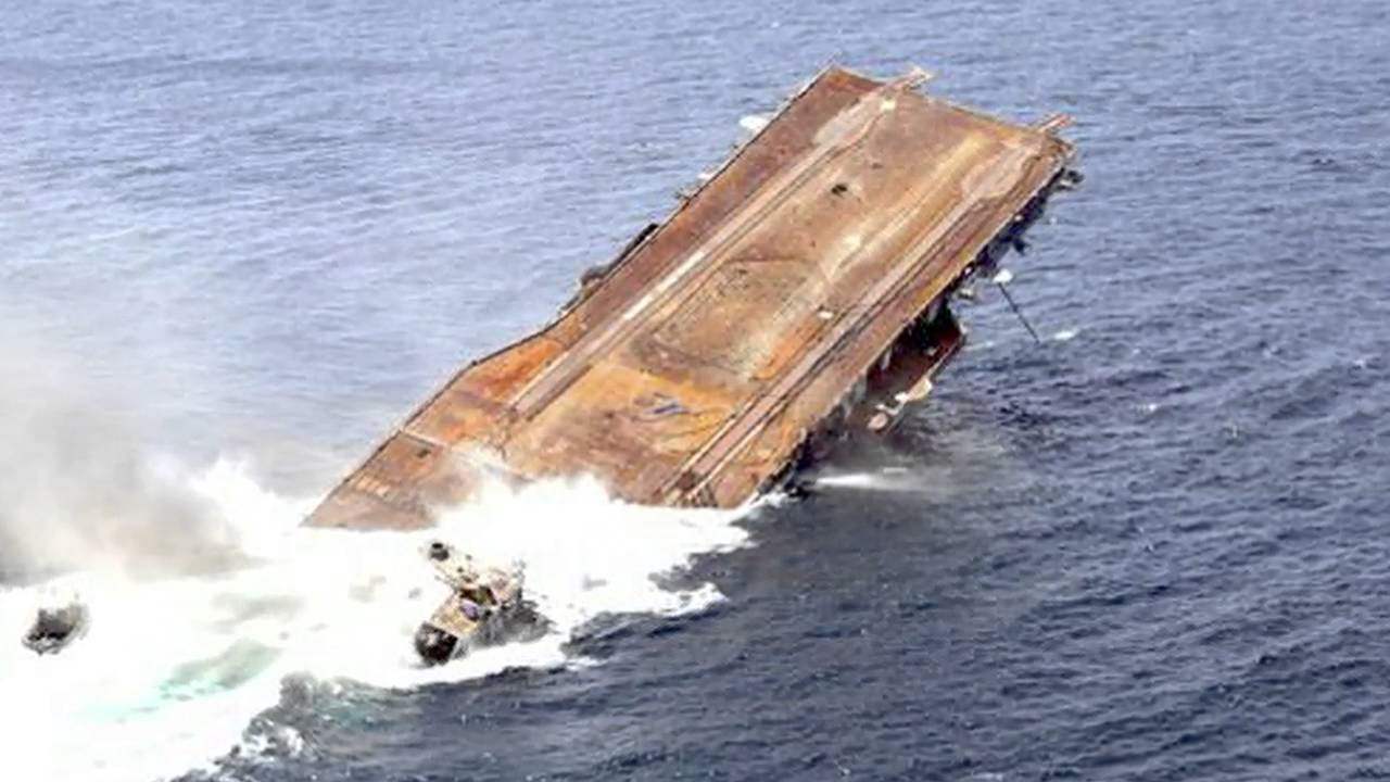 USS Oriskany Sinking. Image Credit: Creative Commons.