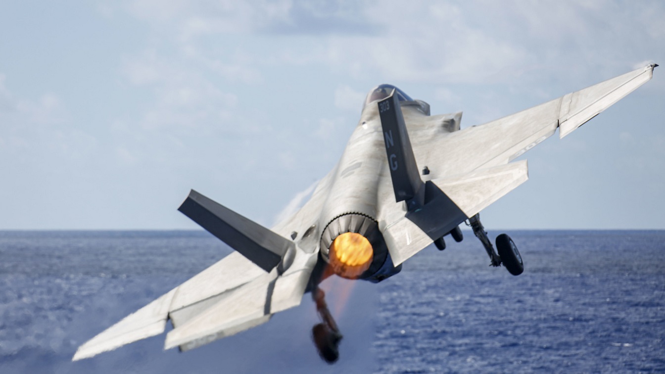 PHILIPPINE SEA (May. 13, 2022) An F-35C Lightning II assigned to the "Black Knights" of Marine Fighter Attack Squadron (VMFA) 314 launches from the Nimitz-class aircraft carrier USS Abraham Lincoln (CVN 72). The Abraham Lincoln Carrier Strike Group is on a scheduled deployment in the U.S. 7th Fleet area of operations to enhance interoperability through alliances and partnerships while serving as a ready-response force in support of a free and open Indo-Pacific region. (U.S. Navy photo by Mass Communication Specialist 3rd Class Michael Singley) 220513-N-MM912-1002