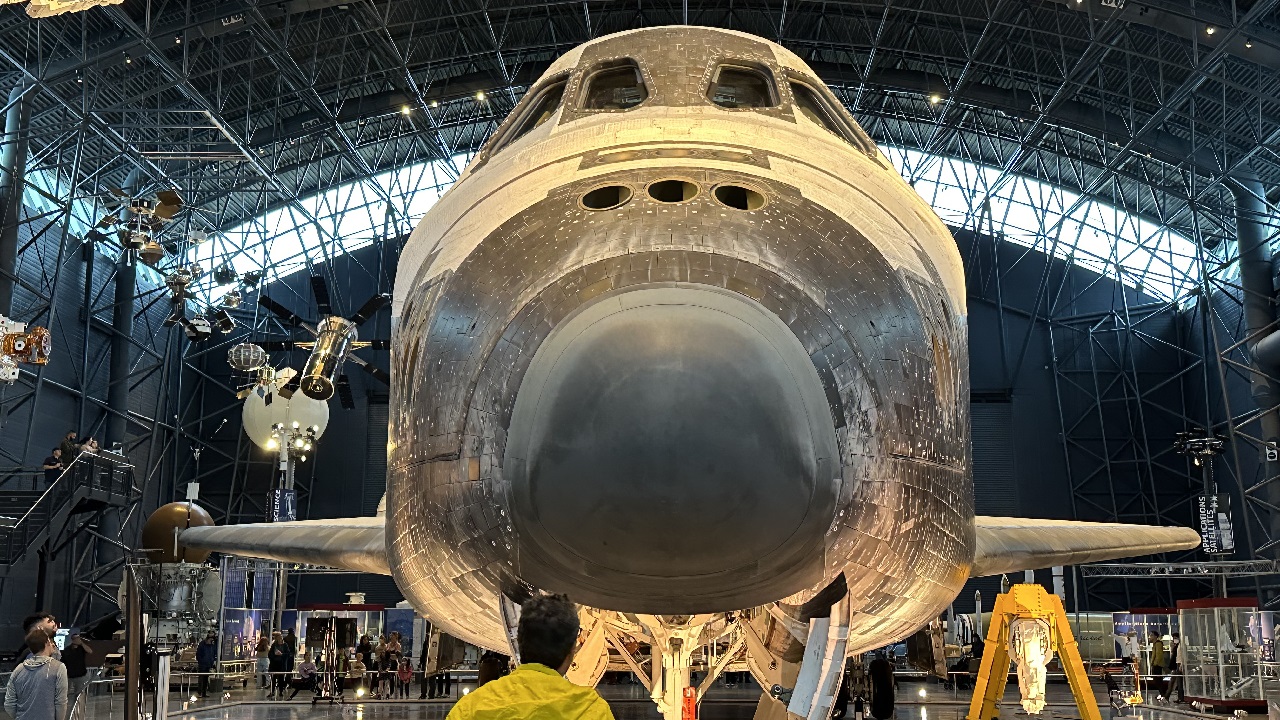 NASA Space Shuttle Discovery