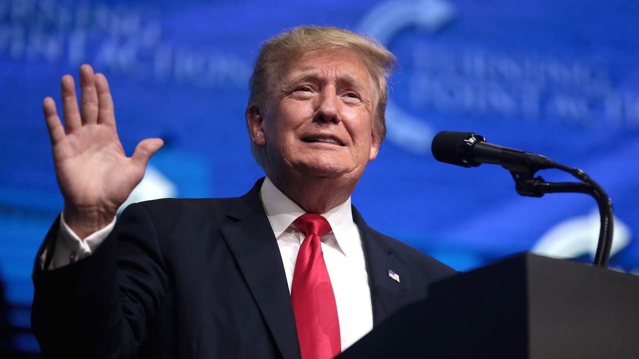 By Gage Skidmore: Former President of the United States Donald Trump speaking with attendees at the "Rally to Protect Our Elections" hosted by Turning Point Action at Arizona Federal Theatre in Phoenix, Arizona.