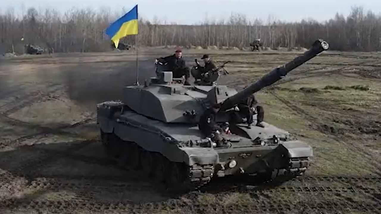 Dont Show Putin Video Shows Challenge 2 Tanks Now In Ukraine