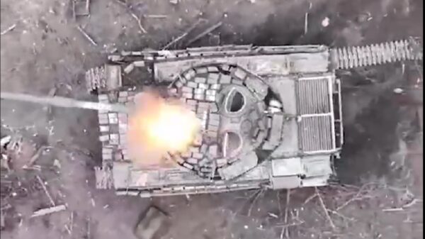 T-72 Attacked by Ukraine. Image Credit: Social Media Screenshot.