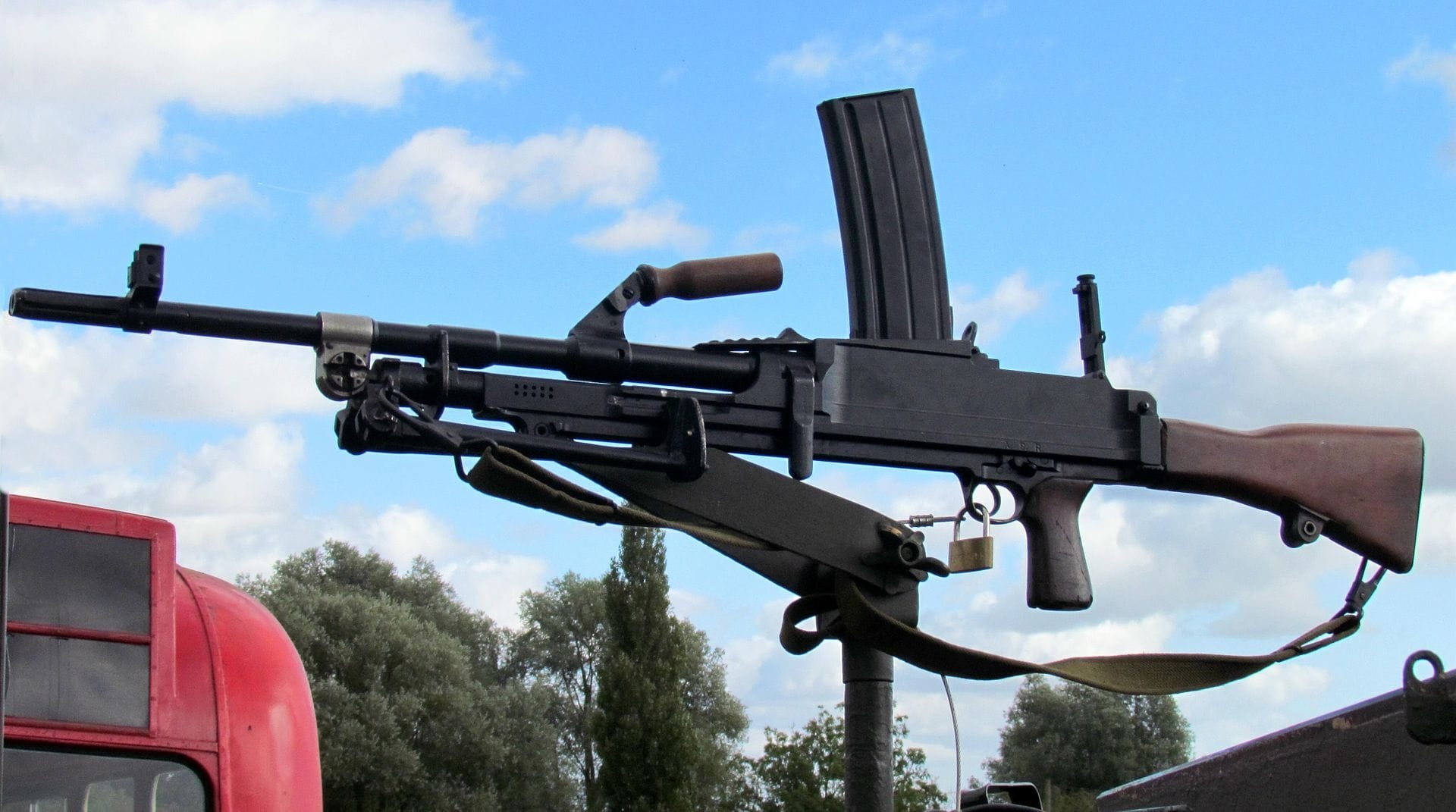 Bren Light Machine Gun. Image Quality: Creative Commons.