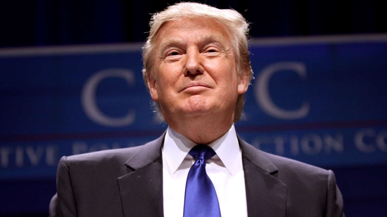 Donald Trump speaking at CPAC 2011 in Washington, D.C. by Gage Skidmore.