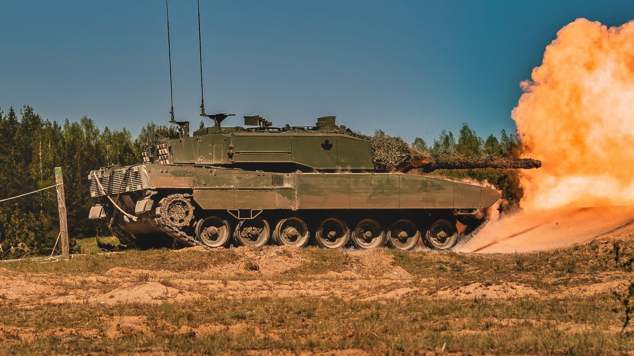 NATO Leopard 2 Tank Canada.