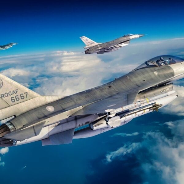 F-16V Fighter Jet
