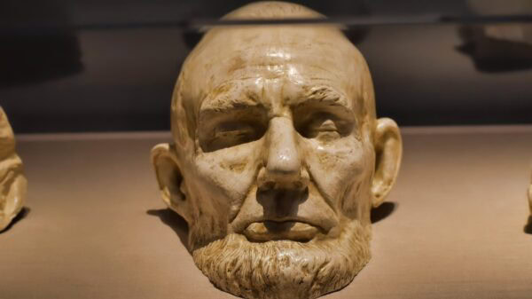 Abraham Lincoln Mask from National Portrait Gallery