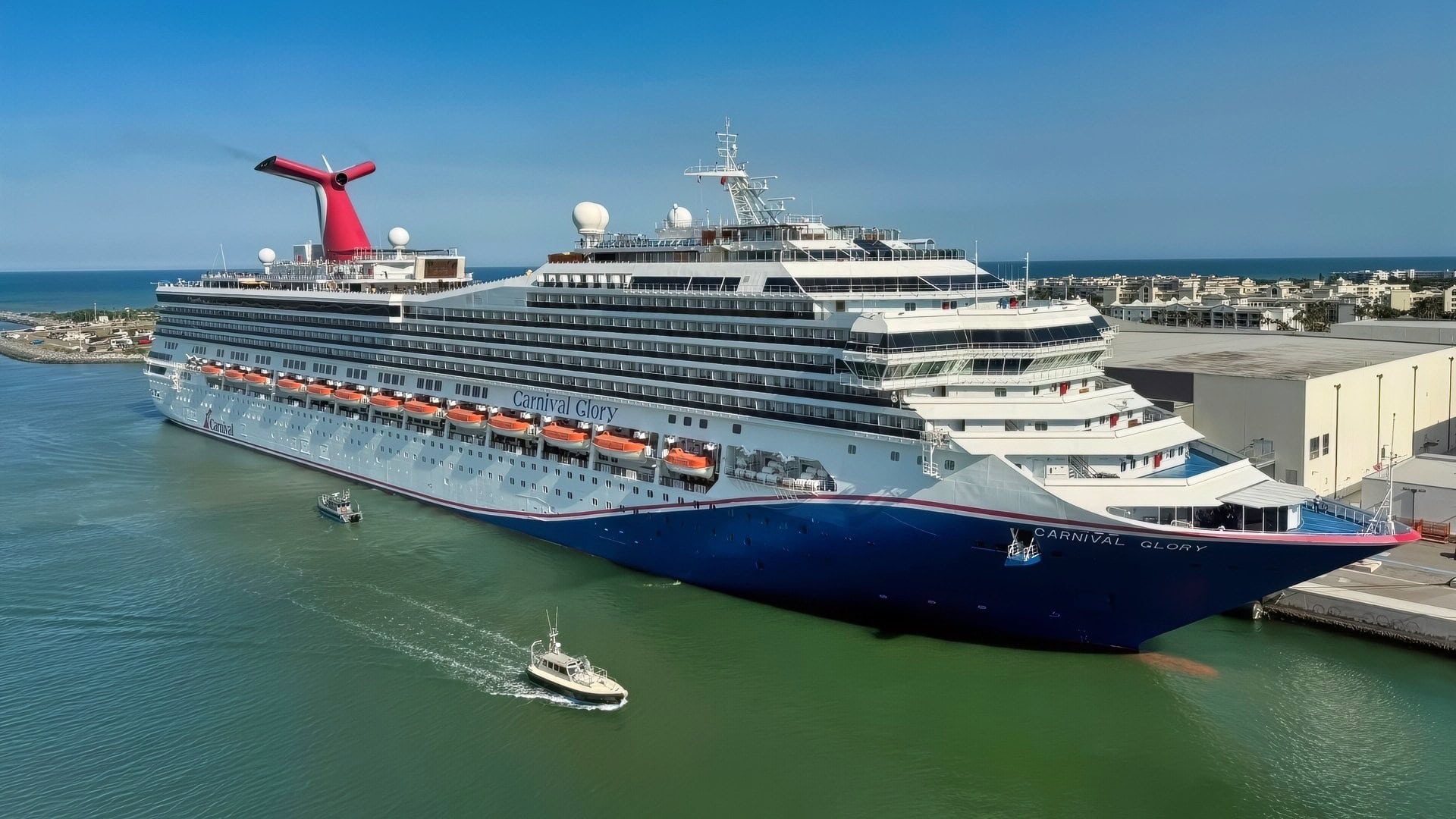 U.S. Now Urgently Warning Travelers to ‘Exercise Increased Caution’ While Visiting Popular Caribbean Vacation Spot