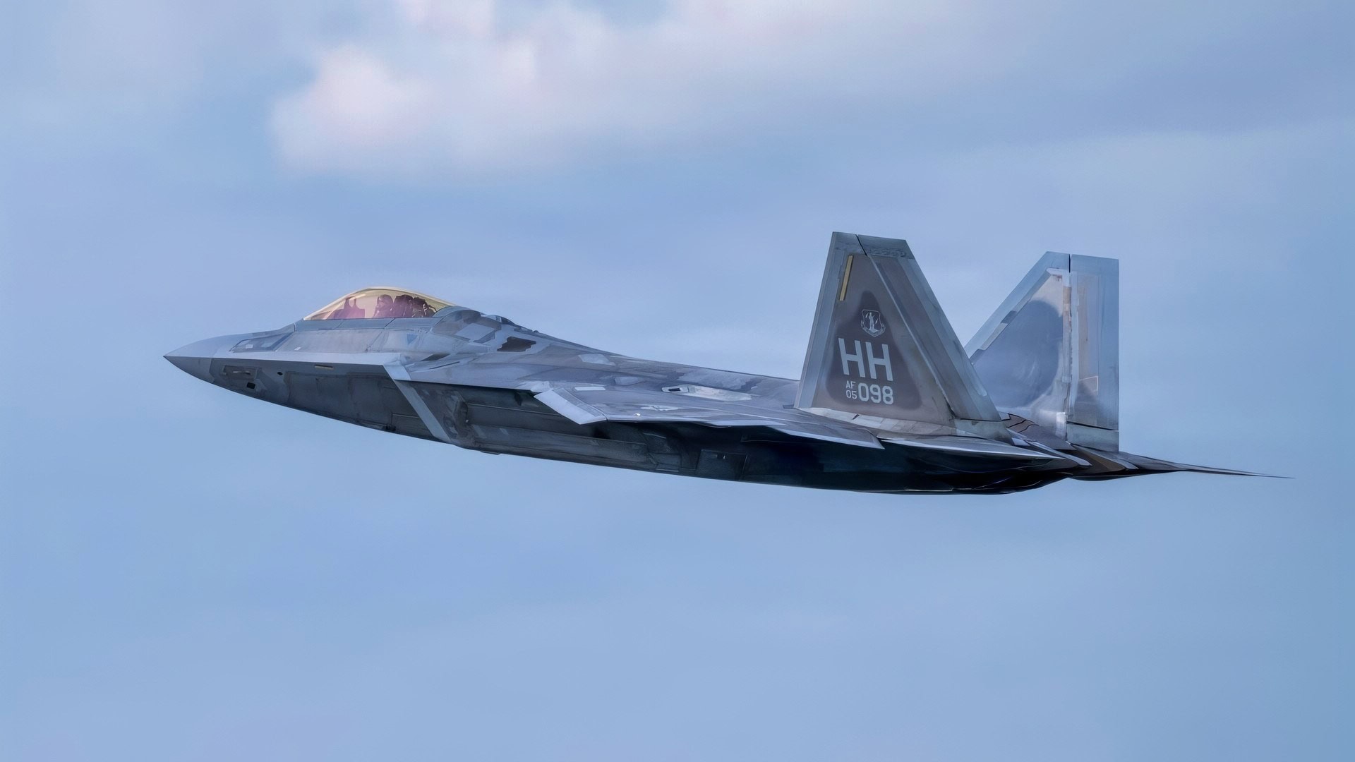 A U.S. Air Force F-22 Raptor, assigned to the 154th Wing, takes off from Daniel K. Inouye International Airport, Hawaii, Jan. 14, 2026, during Sentry Aloha 26-1. The F-22 Raptor is the U.S. Air Force’s premium fifth generation fighter. (U.S. Air Force photo by Senior Airman Aden Brown)