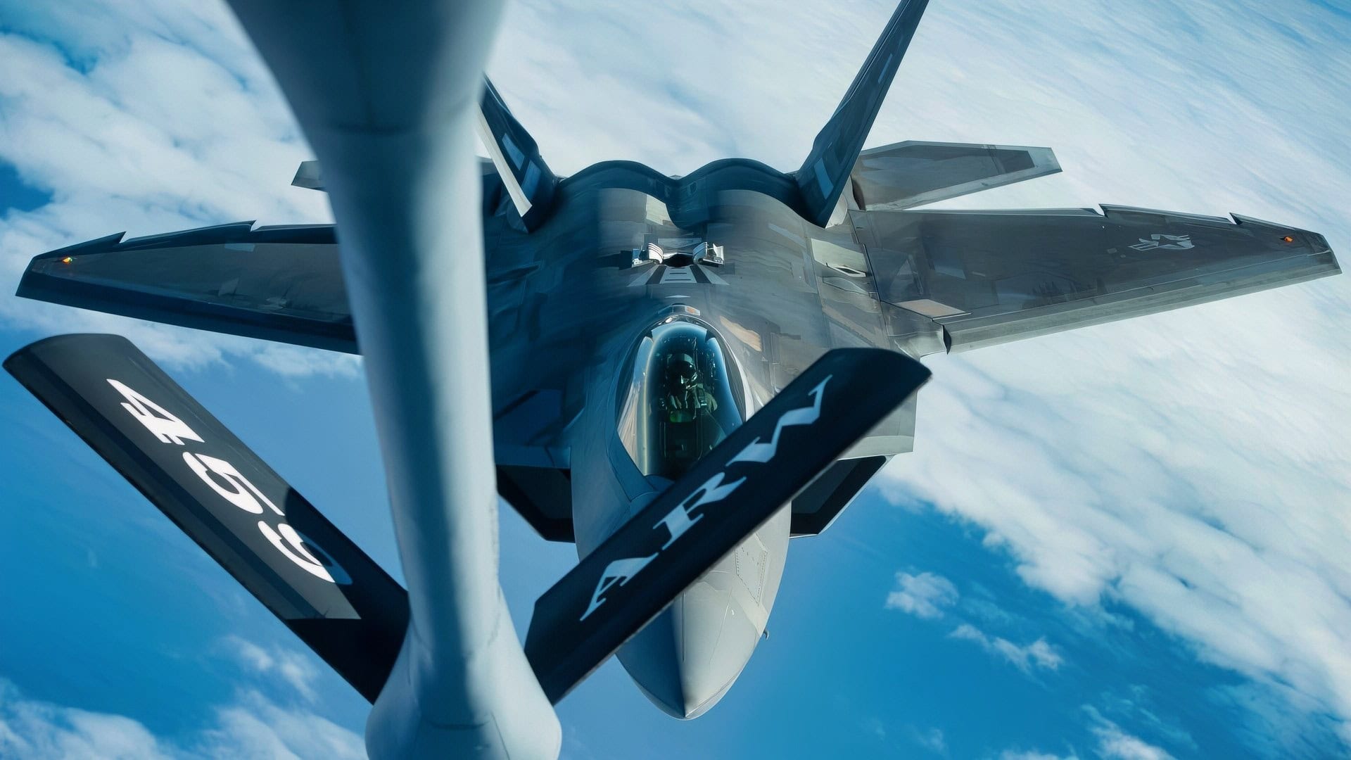An F-22 Raptor from the Hawaii Air National Guard’s 199th Fighter Squadron, conducts aerial refueling with a KC-135 Stratotanker near Joint Base Pearl Harbor-Hickam, Hawaii, Jan. 15, 2019. The F-22 Raptors conducted interoperability training with the B-2 Spirit bomber deployed here from Whiteman Air Force Base, Missouri. The bombers and more than 200 Airmen are deployed in support of U.S. Strategic Command’s bomber task force mission. Bomber aircraft regularly rotate through the Indo-Pacific region to integrate capabilities with key regional partners and maintain a high state of aircrew proficiency. (U.S. Air Force photo by Master Sgt. Russ Scalf)
